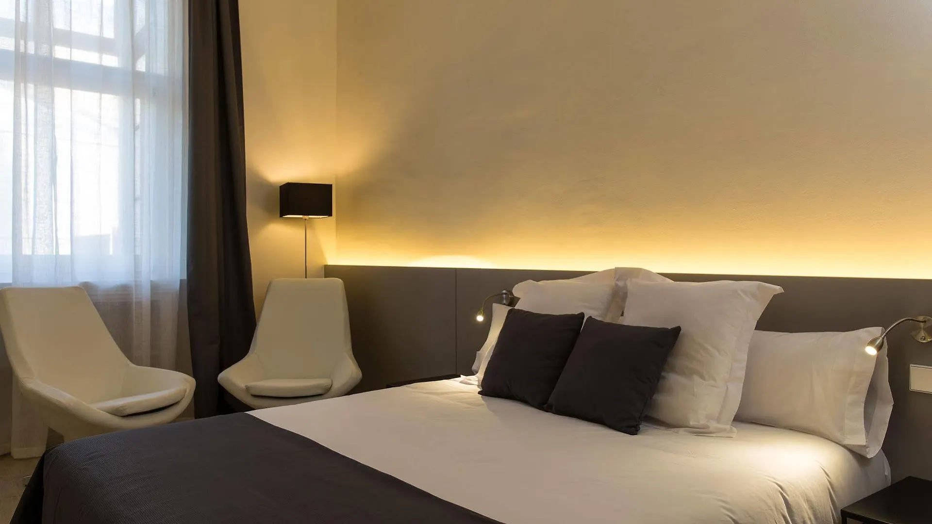 Hotel Izaila Plaza Catalunya Barcelona